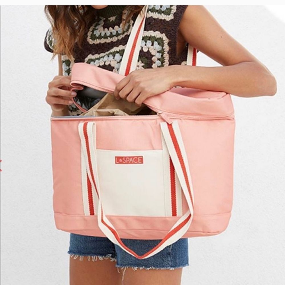 L*Space Coastal Cooler Bag NWT